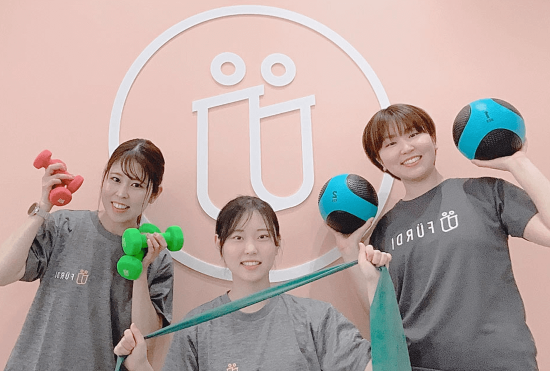 ⑧:スタッフは明るく、親切、丁寧